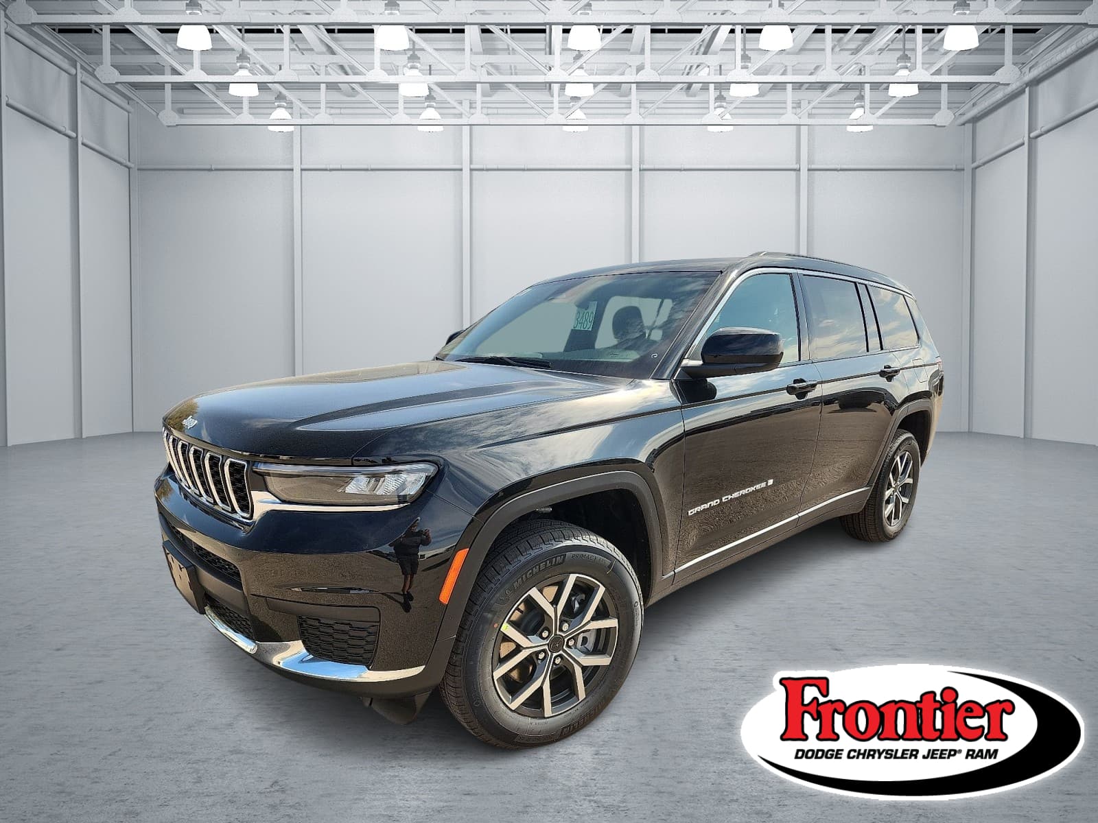 2027 Jeep Grand Cherokee Laredo X — photo 1 of 13