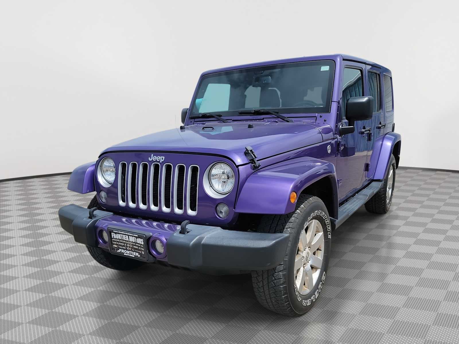 2018 Jeep Wrangler JK Unlimited Sahara 4x4 — photo 1 of 23