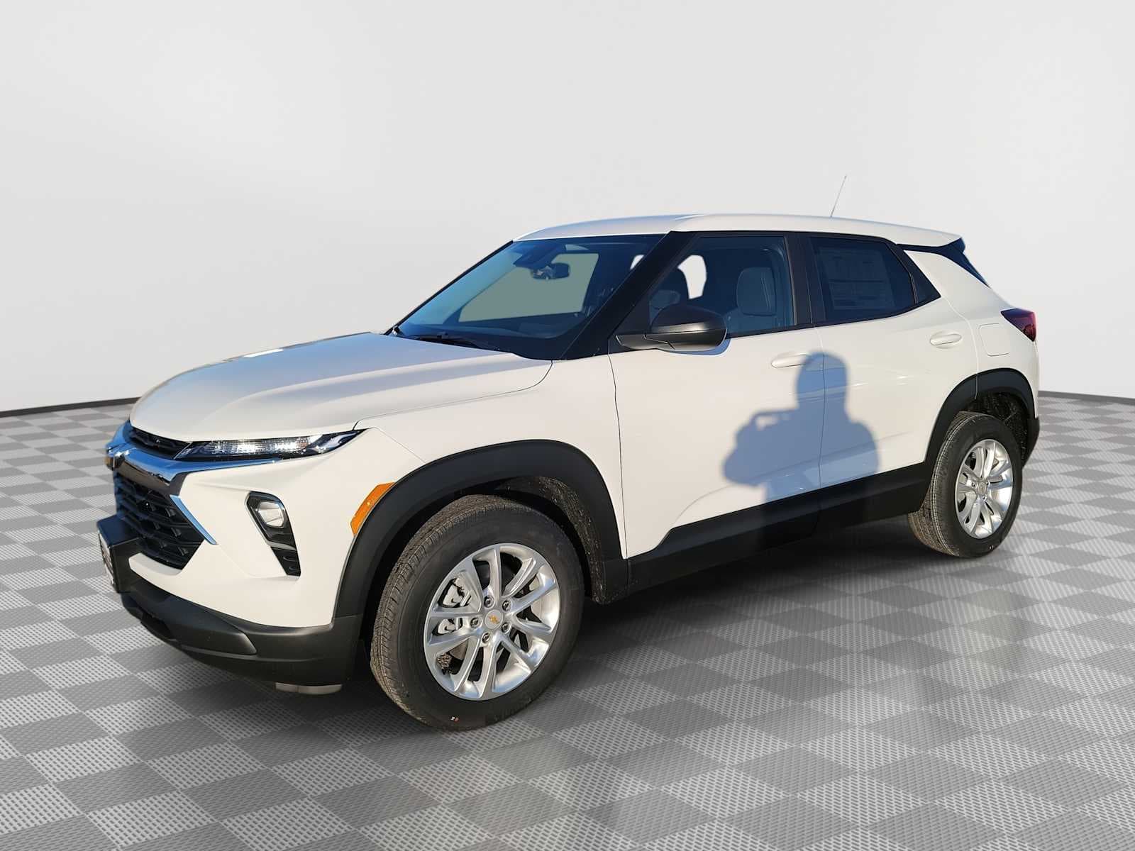 2026 Chevrolet Trailblazer LS DEMO — photo 1 of 30