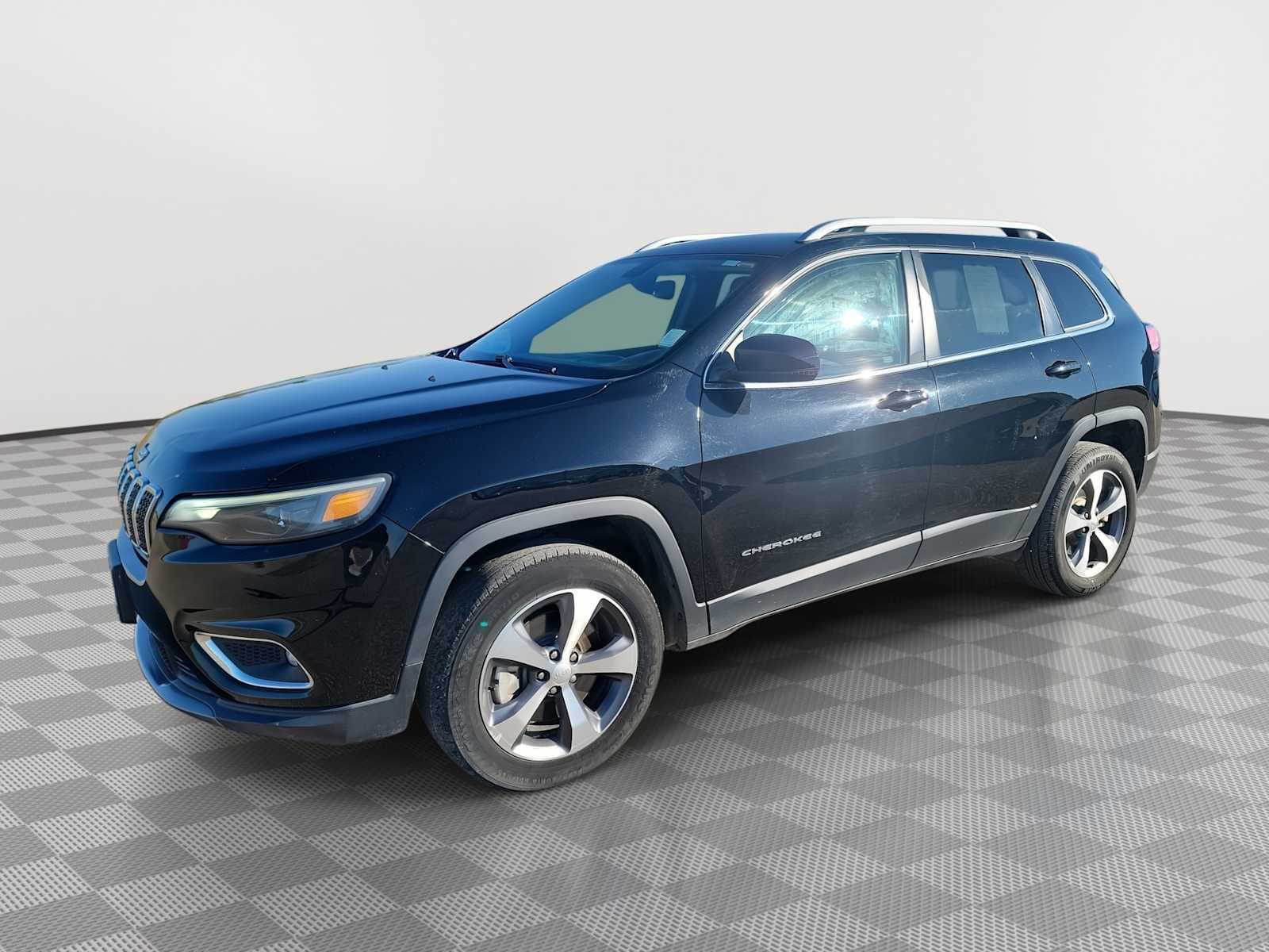 2020 Jeep Cherokee Limited — photo 1 of 24