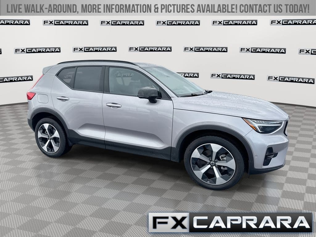 2026 Volvo XC40 B5 Plus — photo 1 of 26