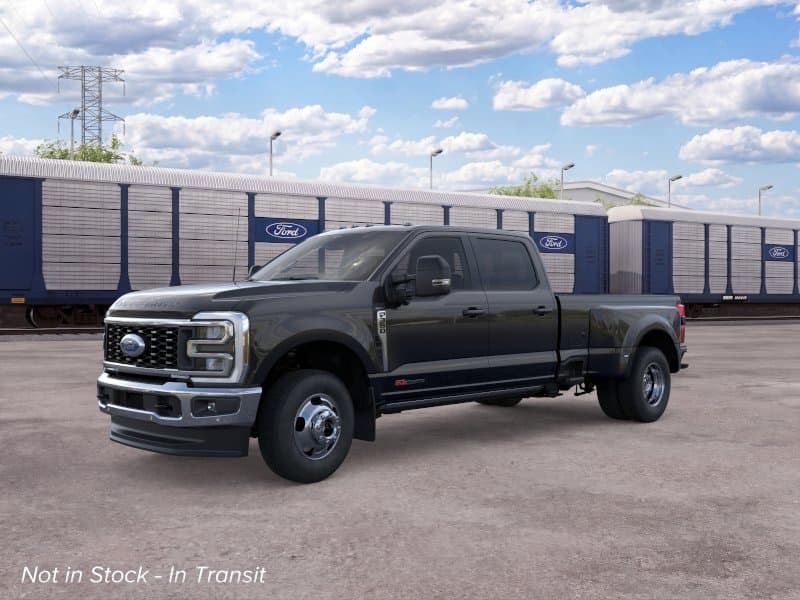 2026 Ford Super Duty F-350 DRW Lariat 4WD Crew Cab 8 Box — photo 1 of 29