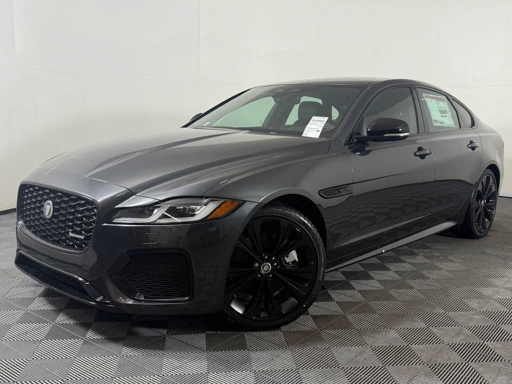 2024 Jaguar XF R-Dynamic SE — photo 1 of 34