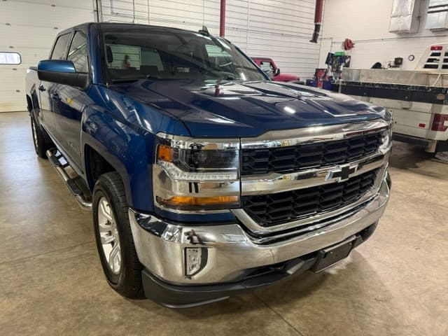 2017 Chevrolet Silverado 1500 LT — photo 1 of 54