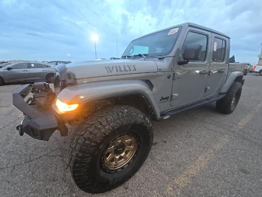 2022 Jeep Gladiator Willys — photo 1 of 16