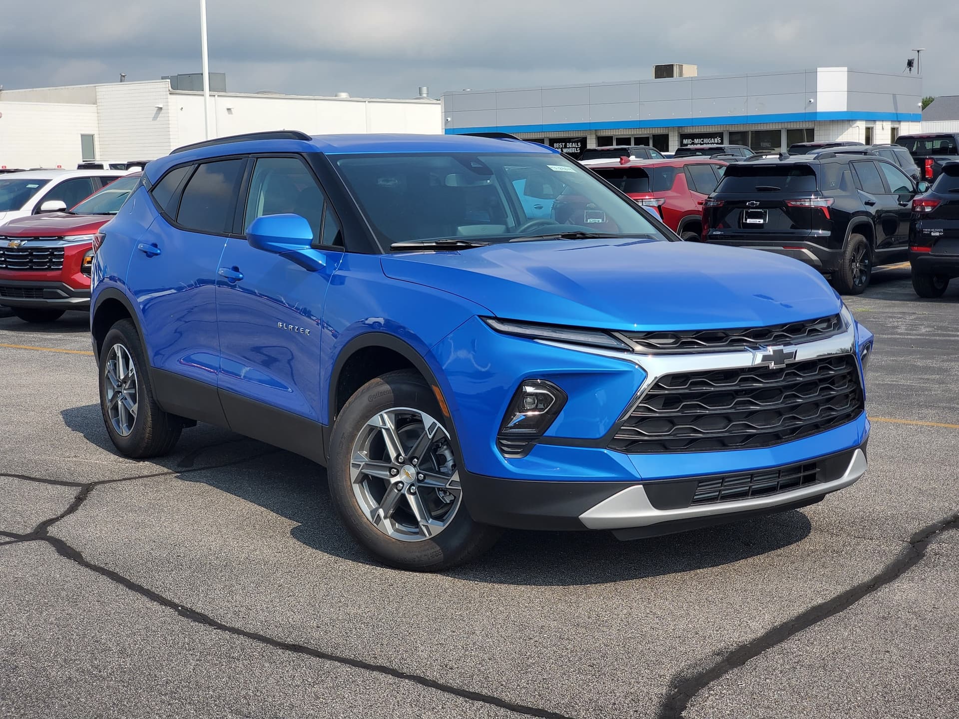 2026 Chevrolet Blazer 2LT — photo 1 of 42