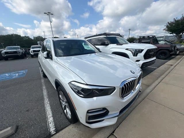 2021 BMW X5 sDrive40i — photo 1 of 4