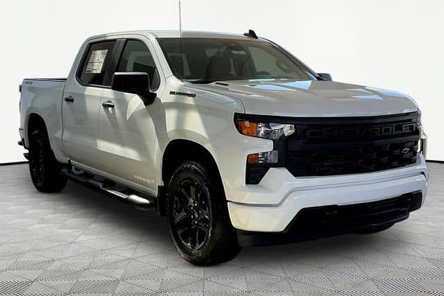 2026 Chevrolet Silverado 1500 Custom — photo 1 of 20
