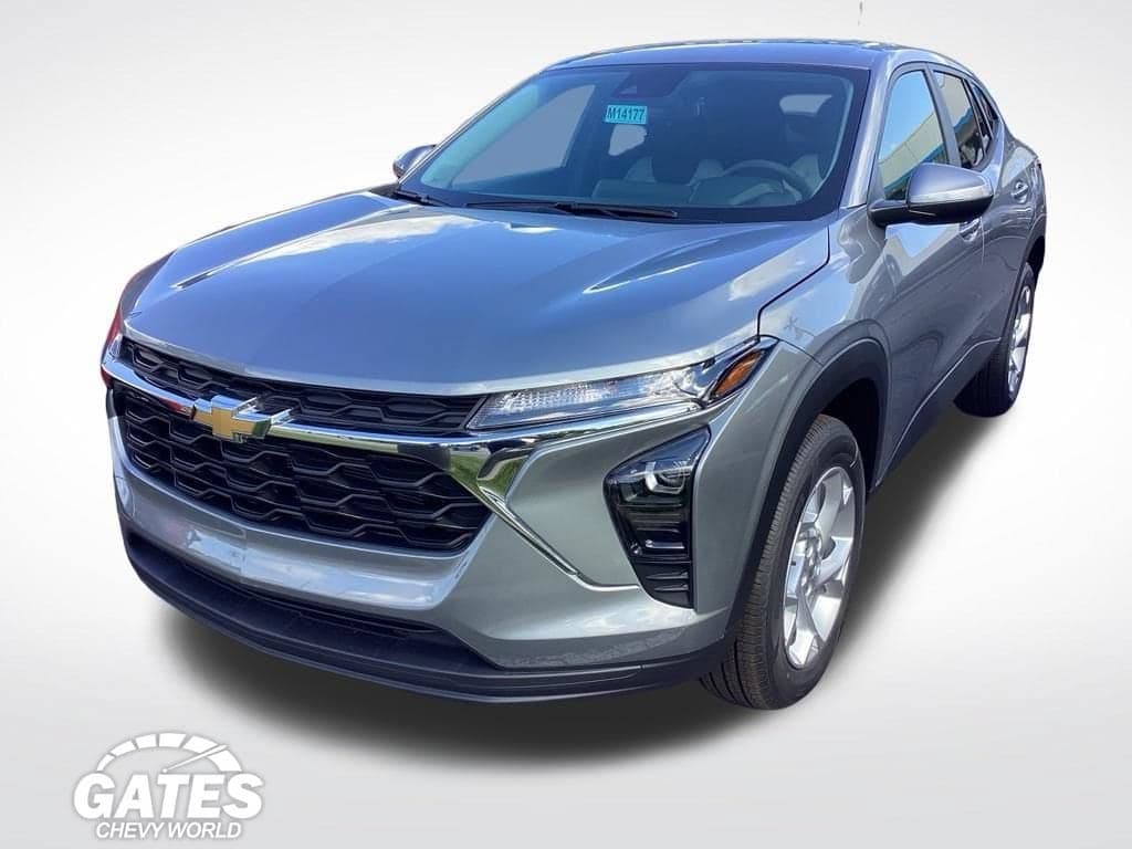 2026 Chevrolet Trax LS — photo 1 of 19