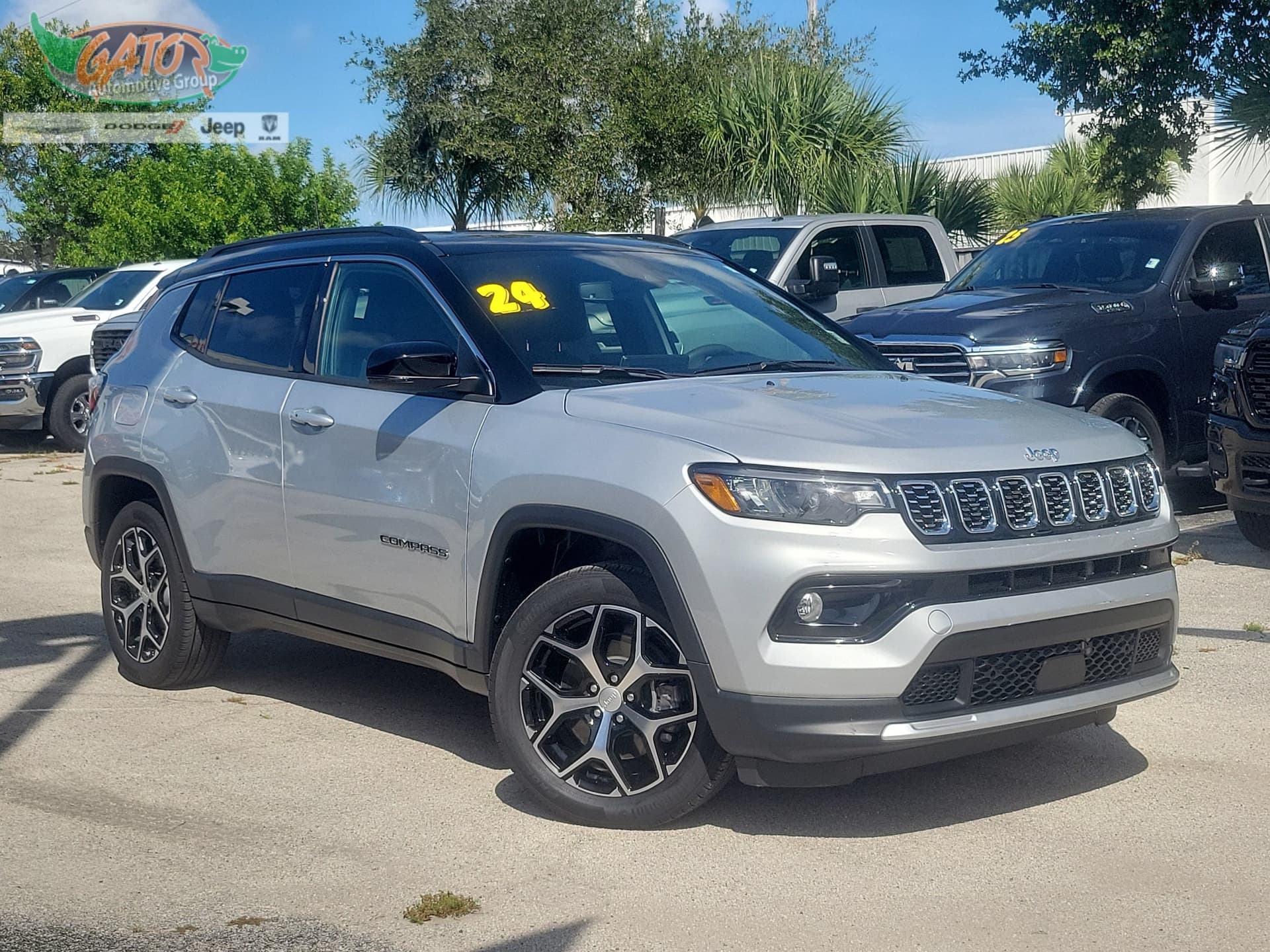 2024 Jeep Compass Limited — photo 1 of 26