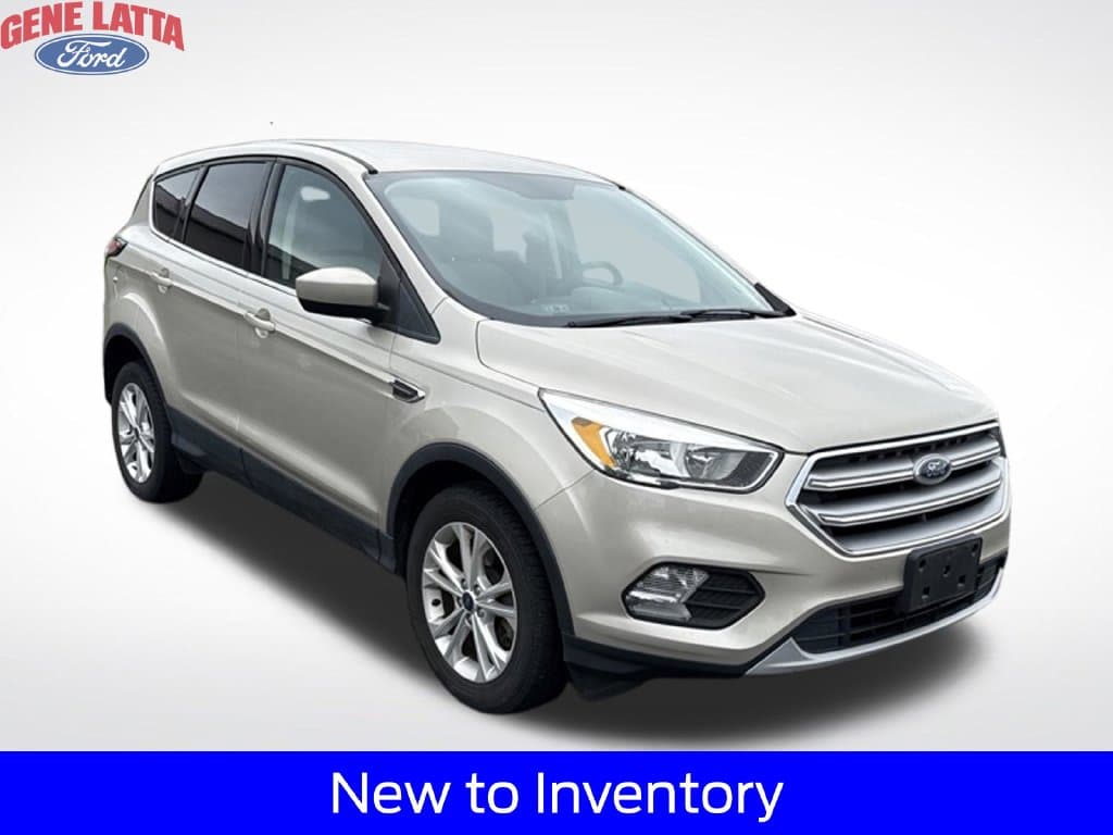 2017 Ford Escape SE — photo 1 of 5