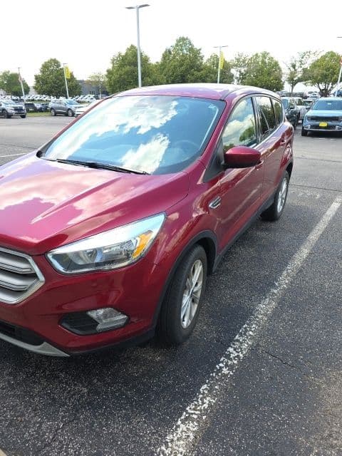 2019 Ford Escape SE — photo 1 of 4