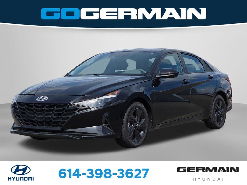 2023 Hyundai Elantra SEL — photo 1 of 34