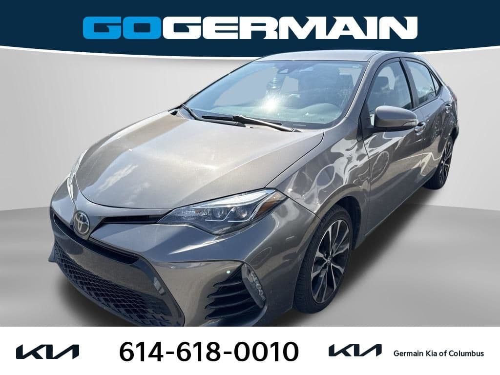 2017 Toyota Corolla SE — photo 1 of 9