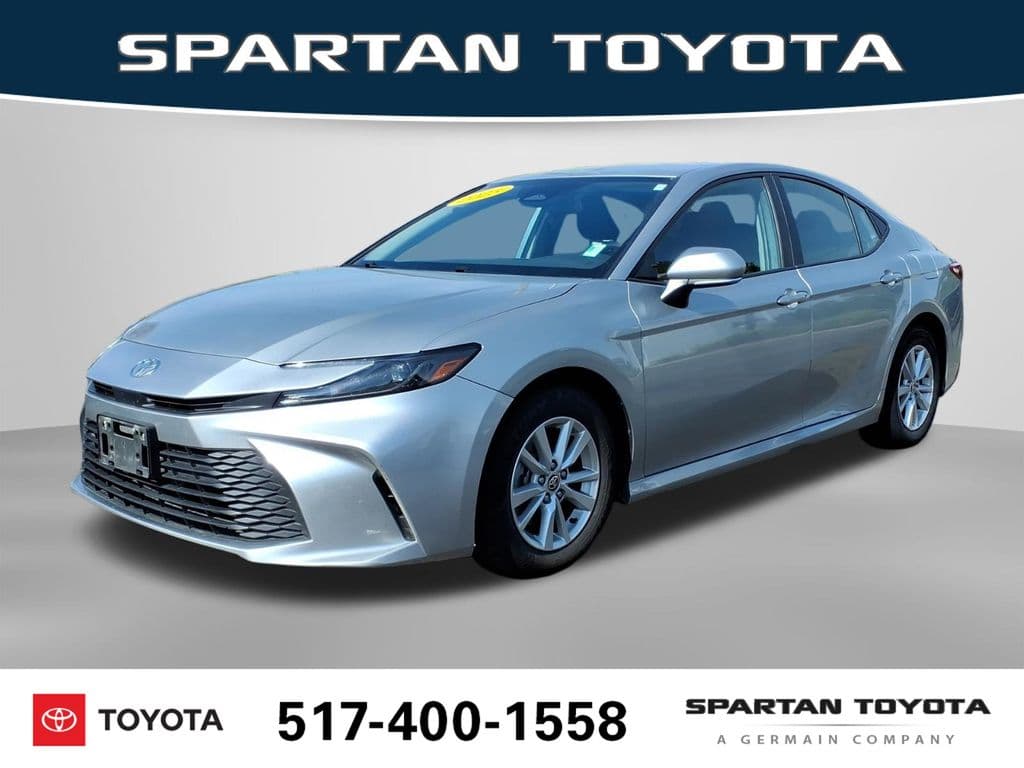 2025 Toyota Camry LE — photo 1 of 26