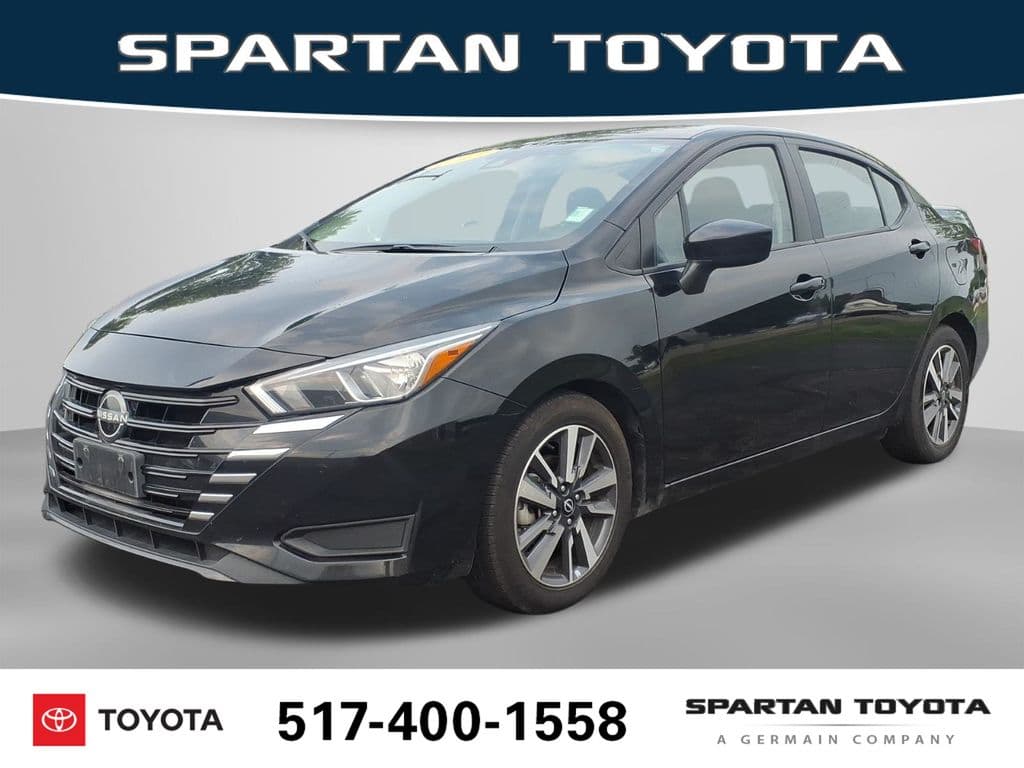 2023 Nissan Versa 1.6 SV — photo 1 of 25
