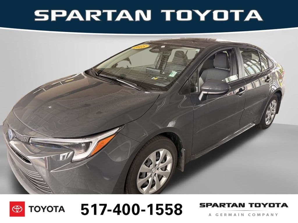 2025 Toyota Corolla Hybrid LE — photo 1 of 11