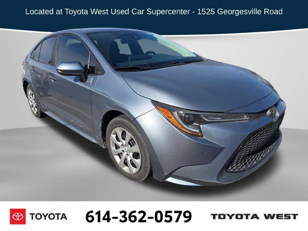 2022 Toyota Corolla LE — photo 1 of 17