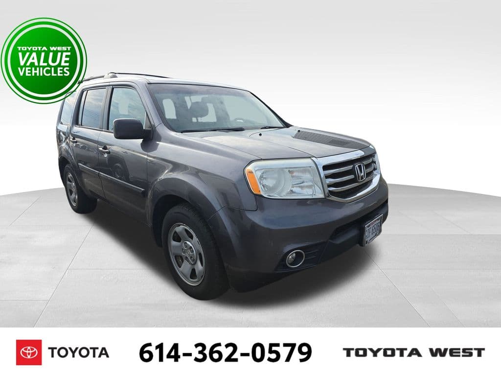 2015 Honda Pilot LX — photo 1 of 17