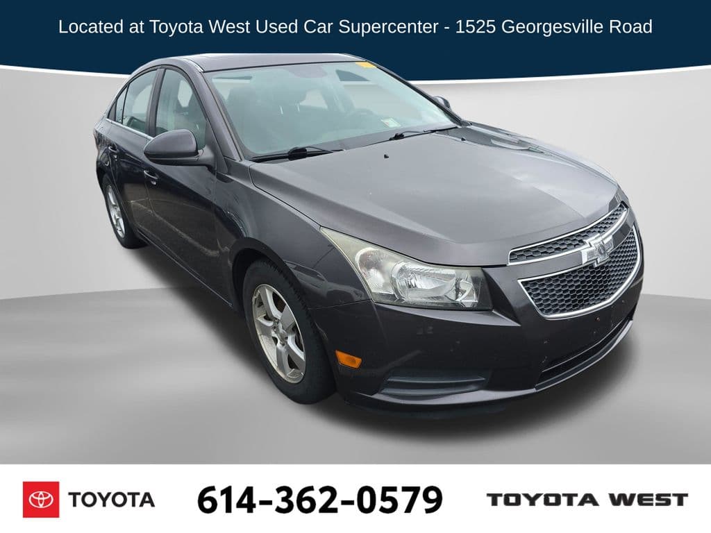 2014 Chevrolet Cruze Base — photo 1 of 17
