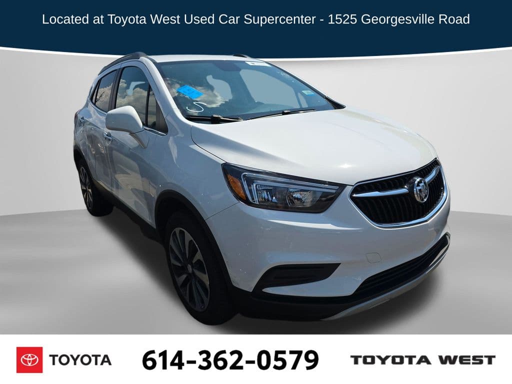 2022 Buick Encore Preferred — photo 1 of 17