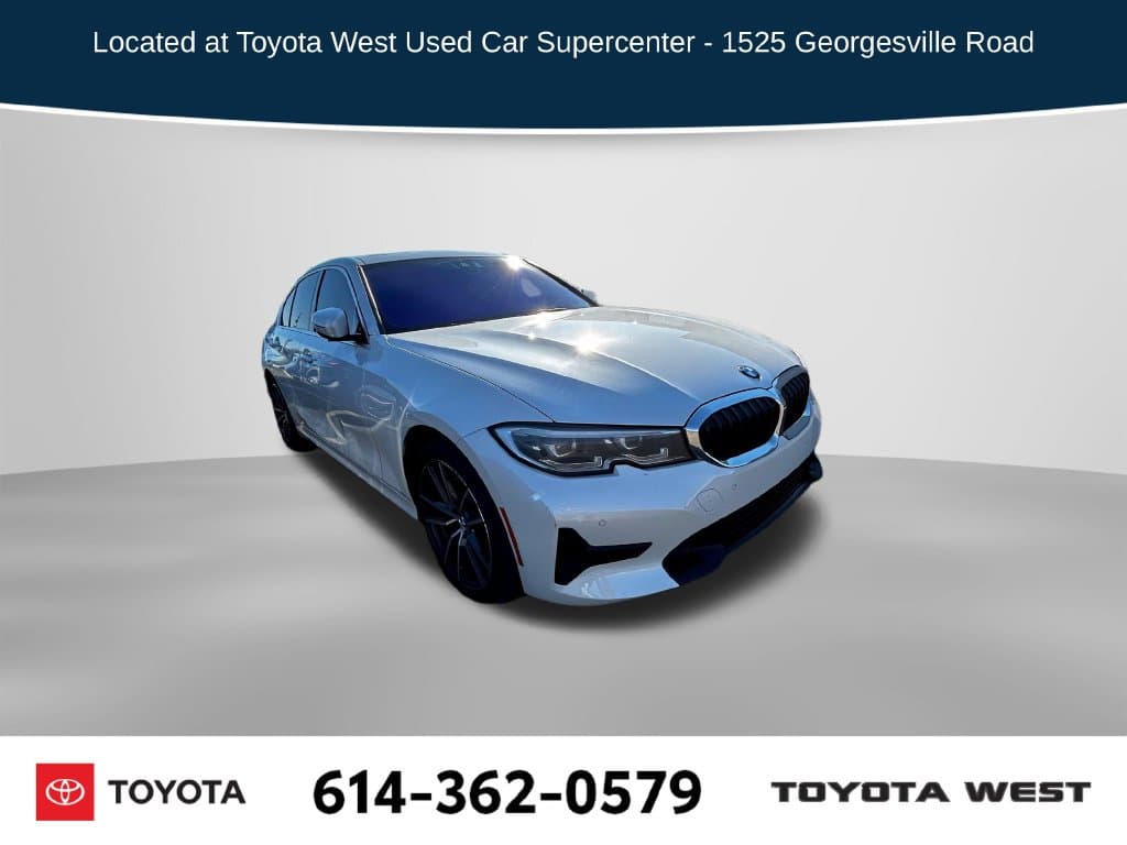 2021 BMW 3 Series 330i xDrive — photo 1 of 18