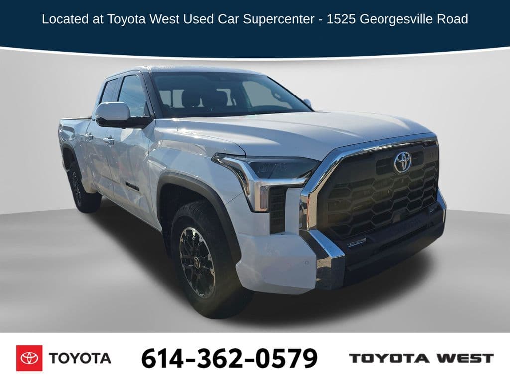 2022 Toyota Tundra SR5 3.5L V6 — photo 1 of 18