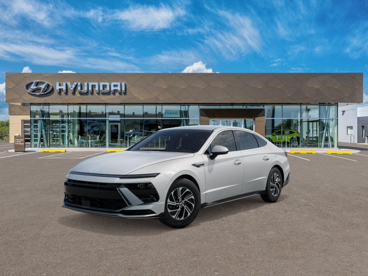 2026 Hyundai Sonata Hybrid Blue — photo 1 of 17