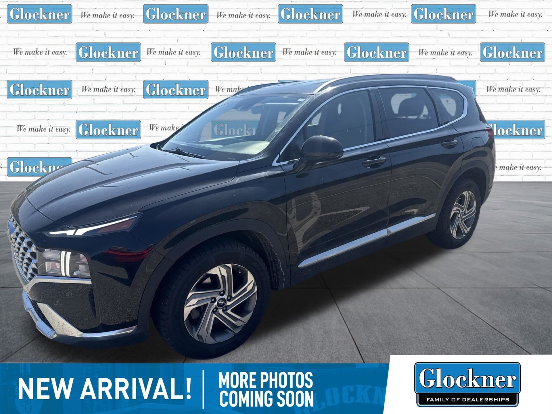 2022 Hyundai Santa Fe SEL — photo 1 of 15