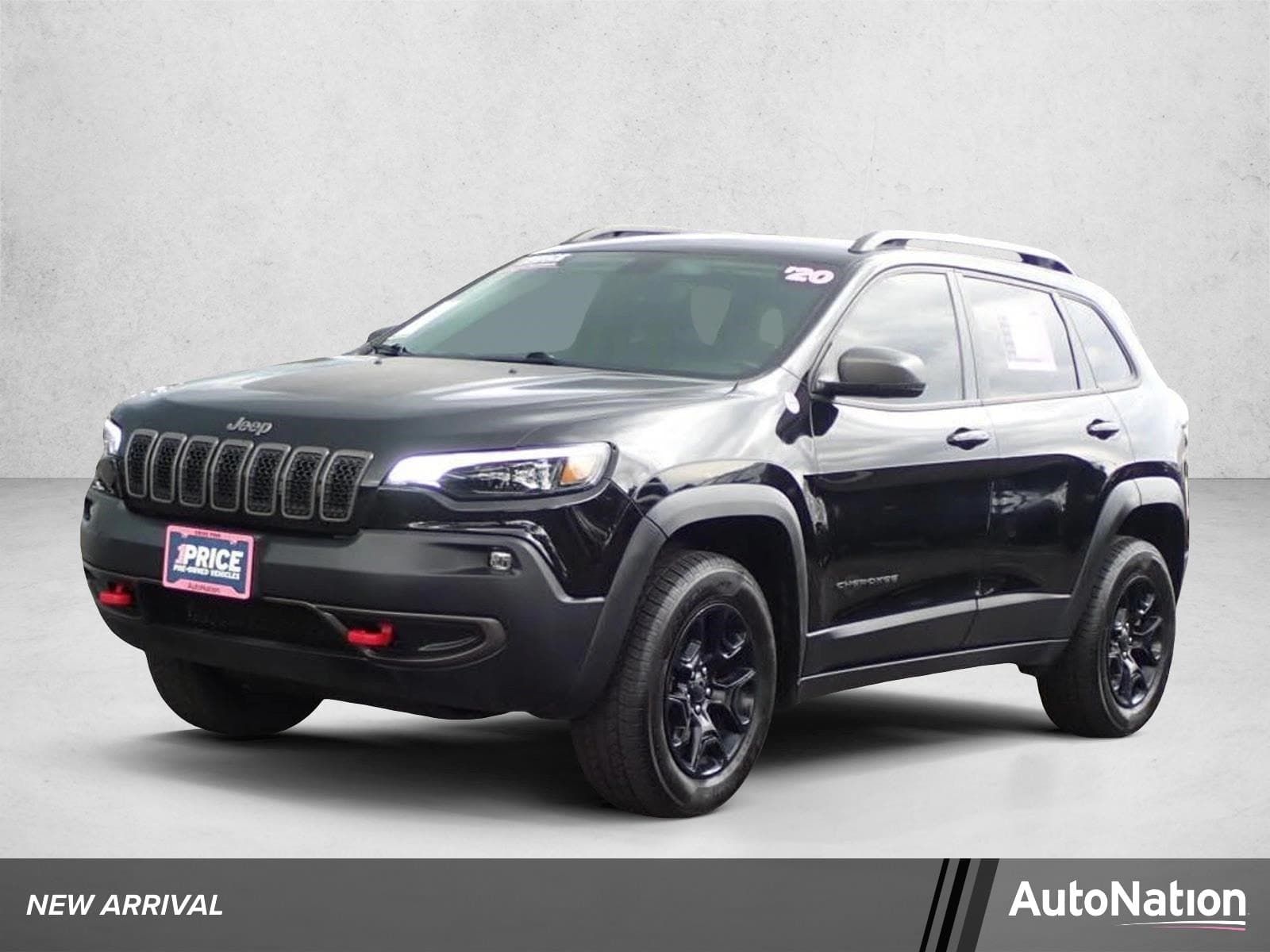 2020 Jeep Cherokee Trailhawk — photo 1 of 24