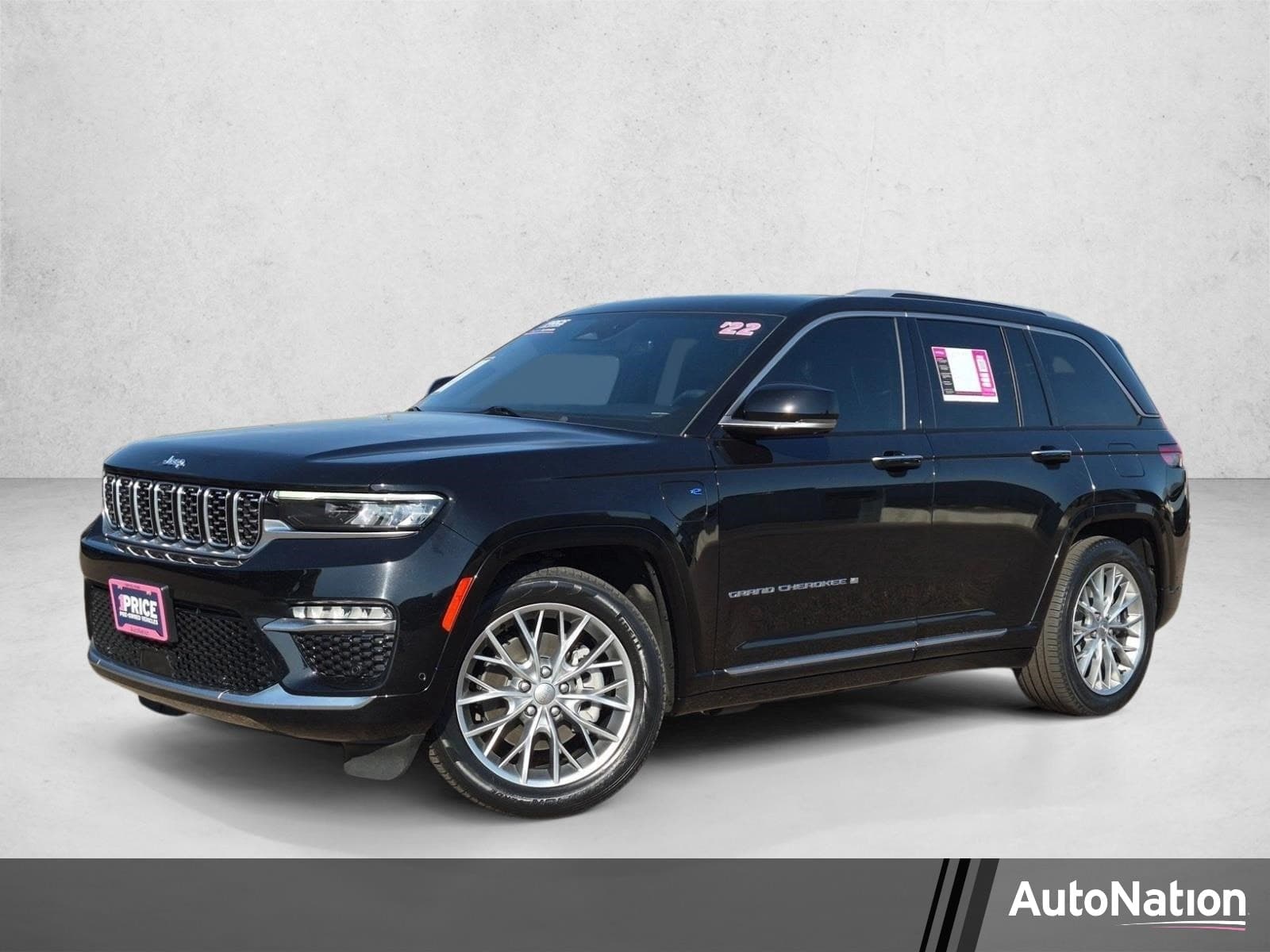 2022 Jeep Grand Cherokee 4xe Summit — photo 1 of 25