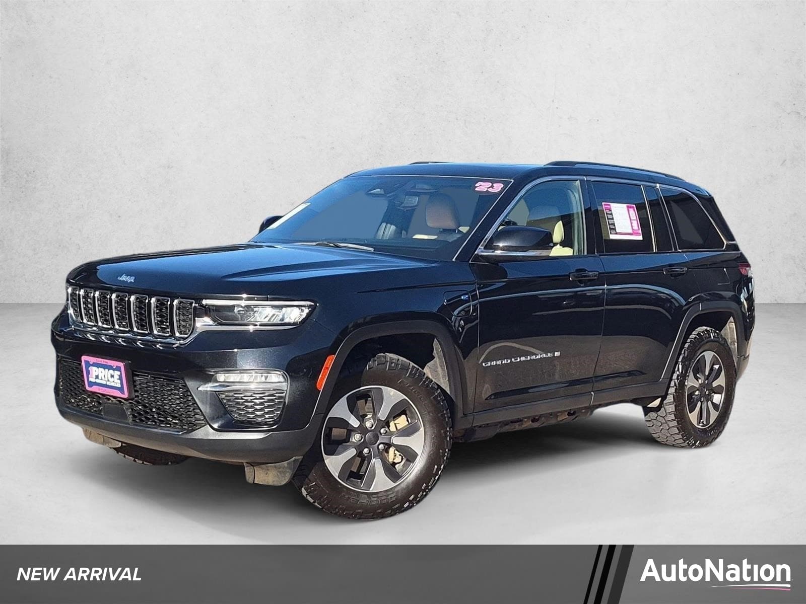 2023 Jeep Grand Cherokee 4xe Base — photo 1 of 30