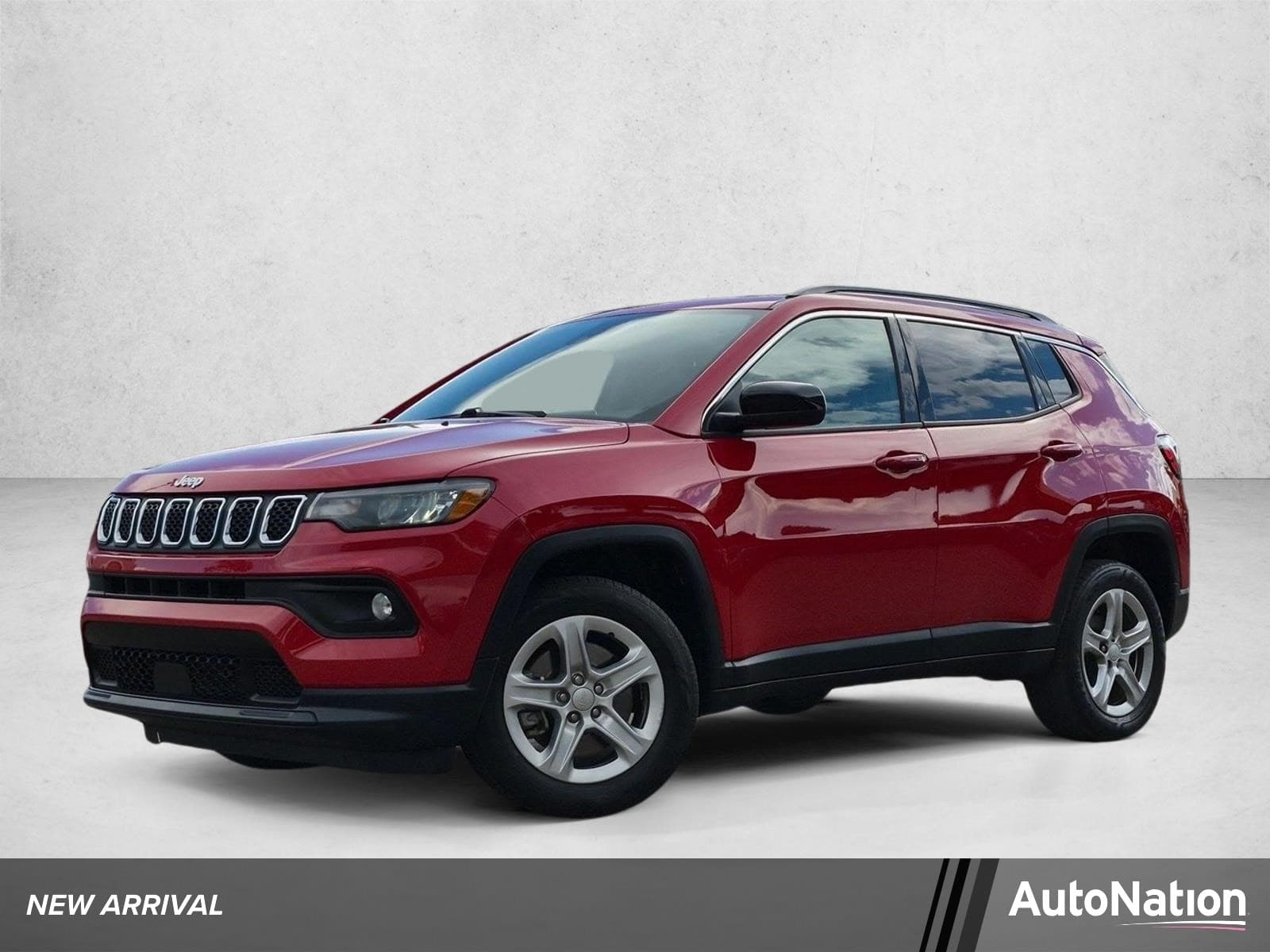 2023 Jeep Compass Latitude — photo 1 of 25