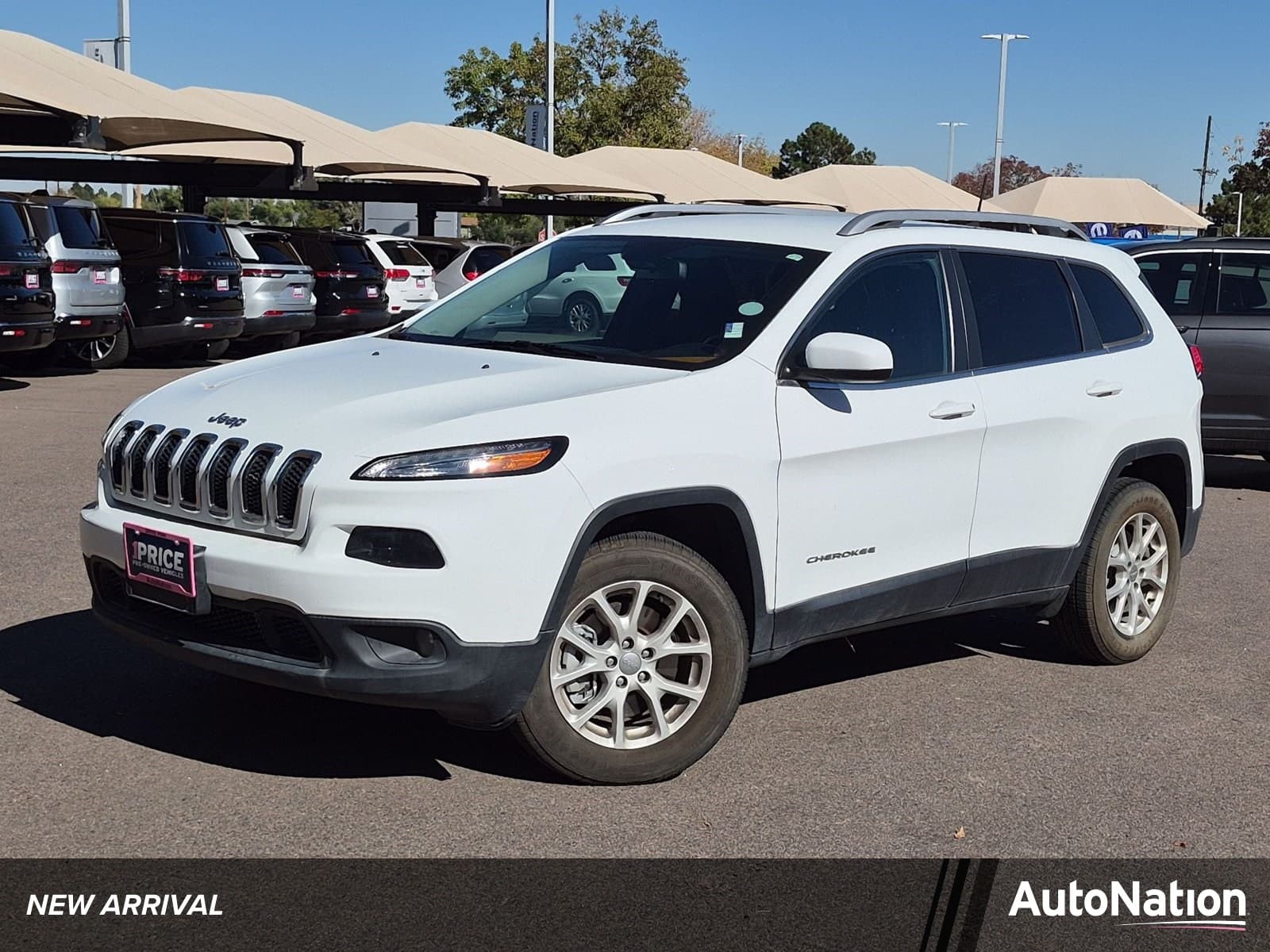 2016 Jeep Cherokee Latitude — photo 1 of 16