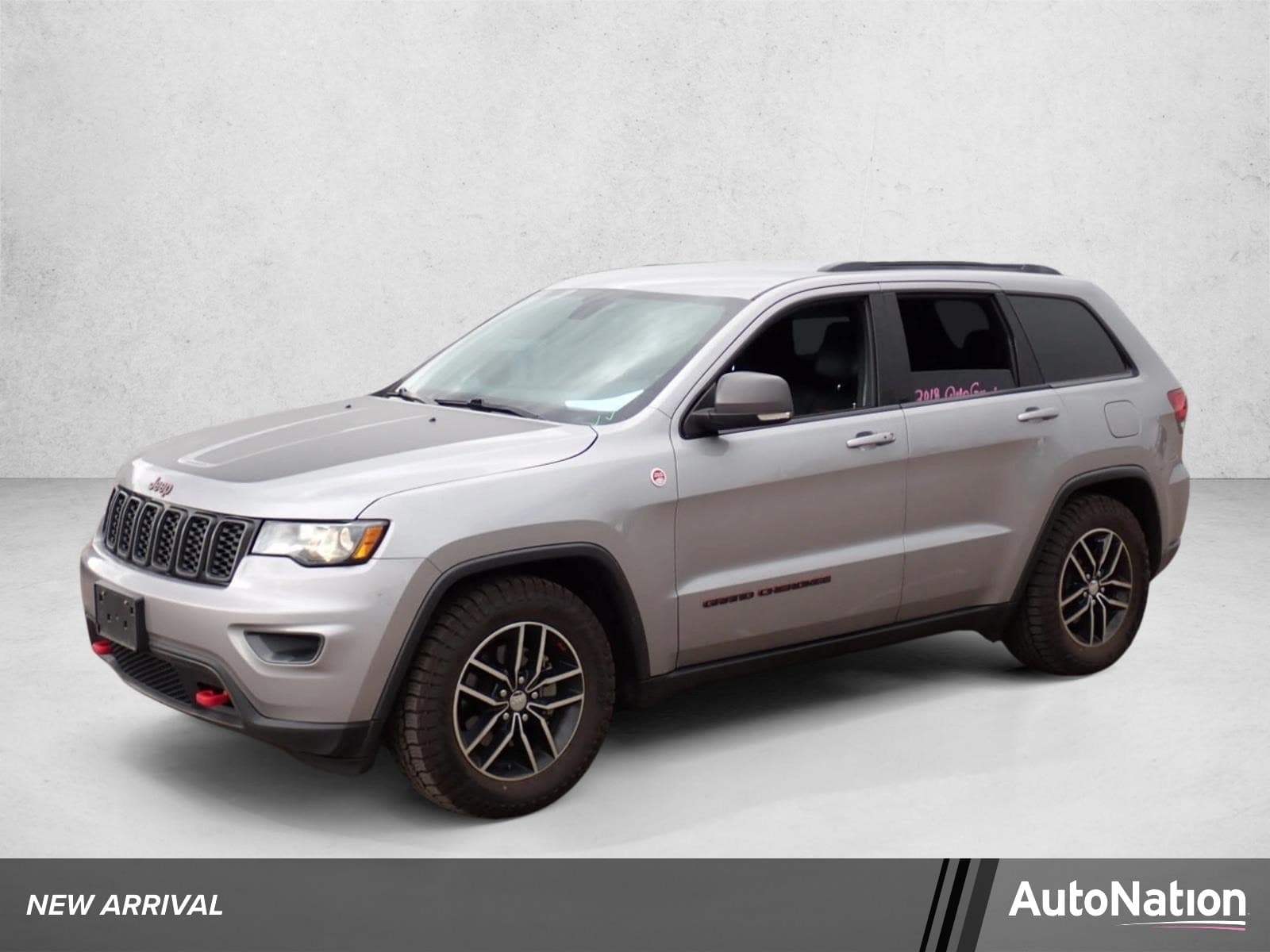 2018 Jeep Grand Cherokee Trailhawk — photo 1 of 15