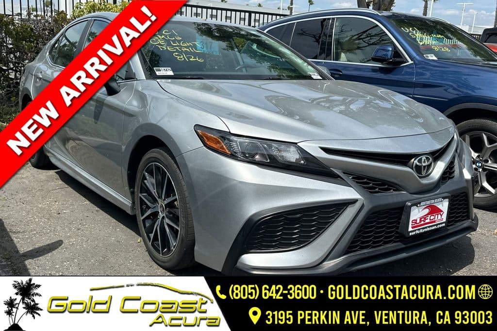 2021 Toyota Camry SE — photo 1 of 7