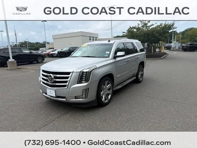 2015 Cadillac Escalade Luxury — photo 1 of 28