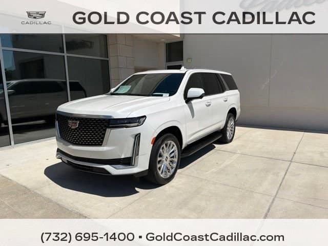 2023 Cadillac Escalade 4WD Premium Luxury — photo 1 of 34