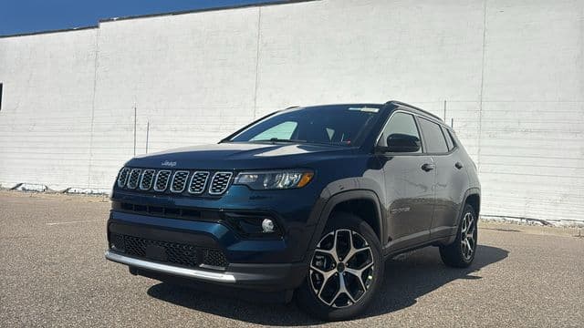 2026 Jeep Compass LIMITED 4X4 — photo 1 of 42