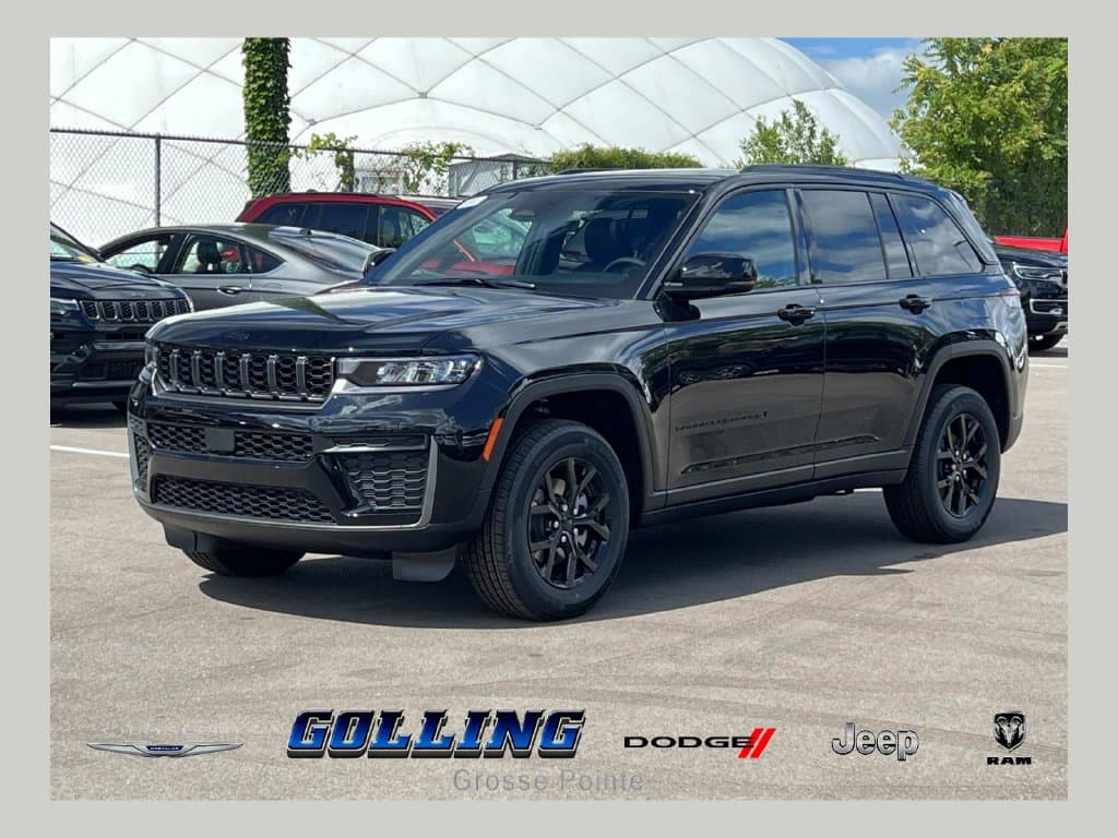 2026 Jeep Grand Cherokee Base — photo 1 of 40
