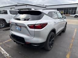 Extra Photo