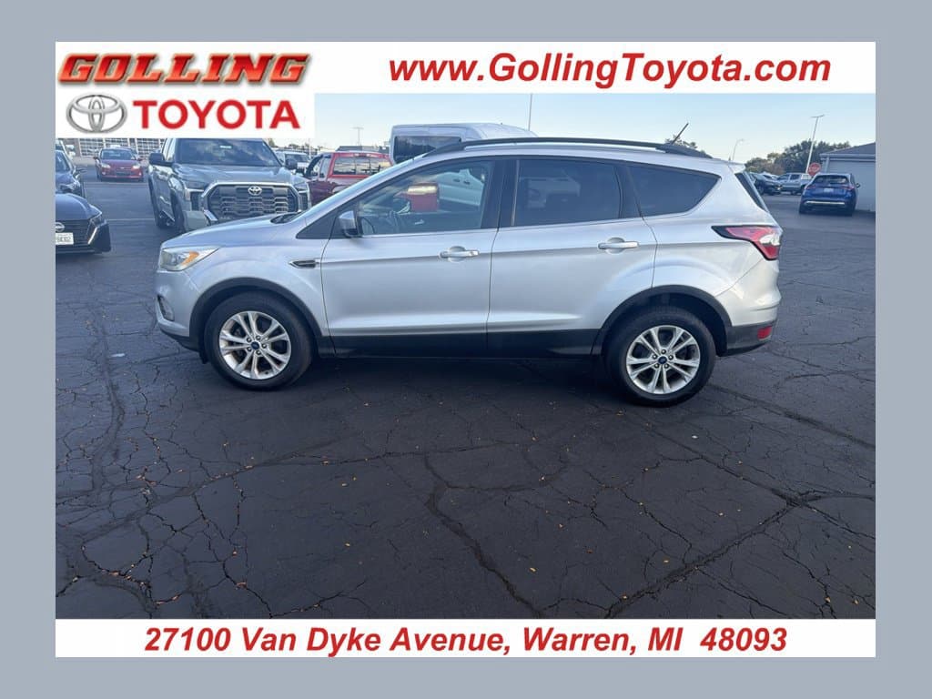 2018 Ford Escape SEL — photo 1 of 10