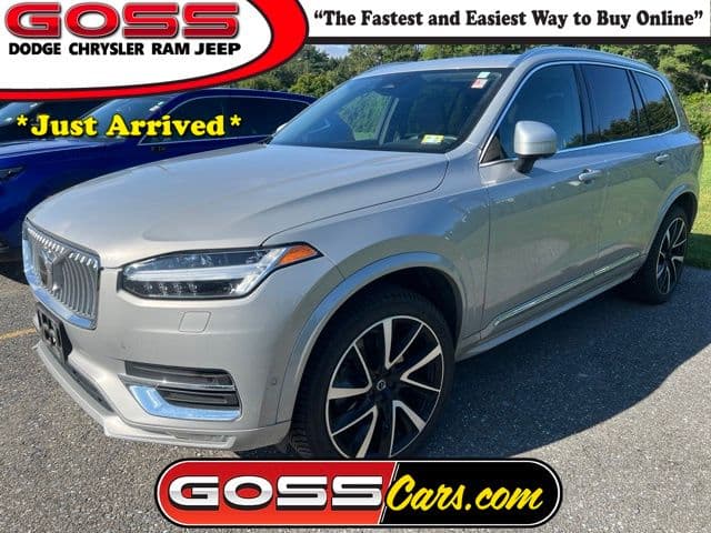 2023 Volvo XC90 Plus — photo 1 of 4