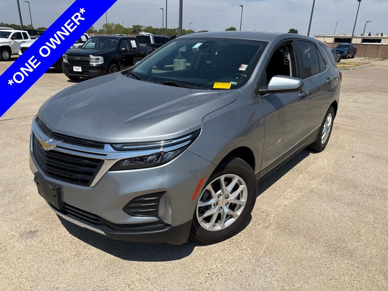 2024 Chevrolet Equinox LT — photo 1 of 27