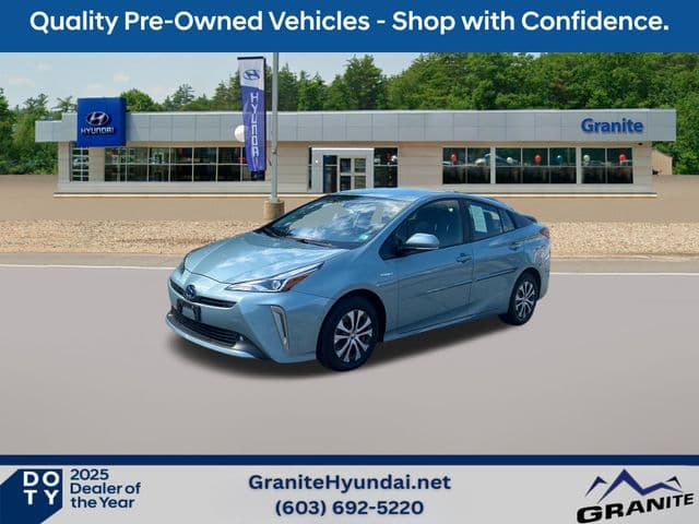 2020 Toyota Prius LE AWD-e — photo 1 of 26