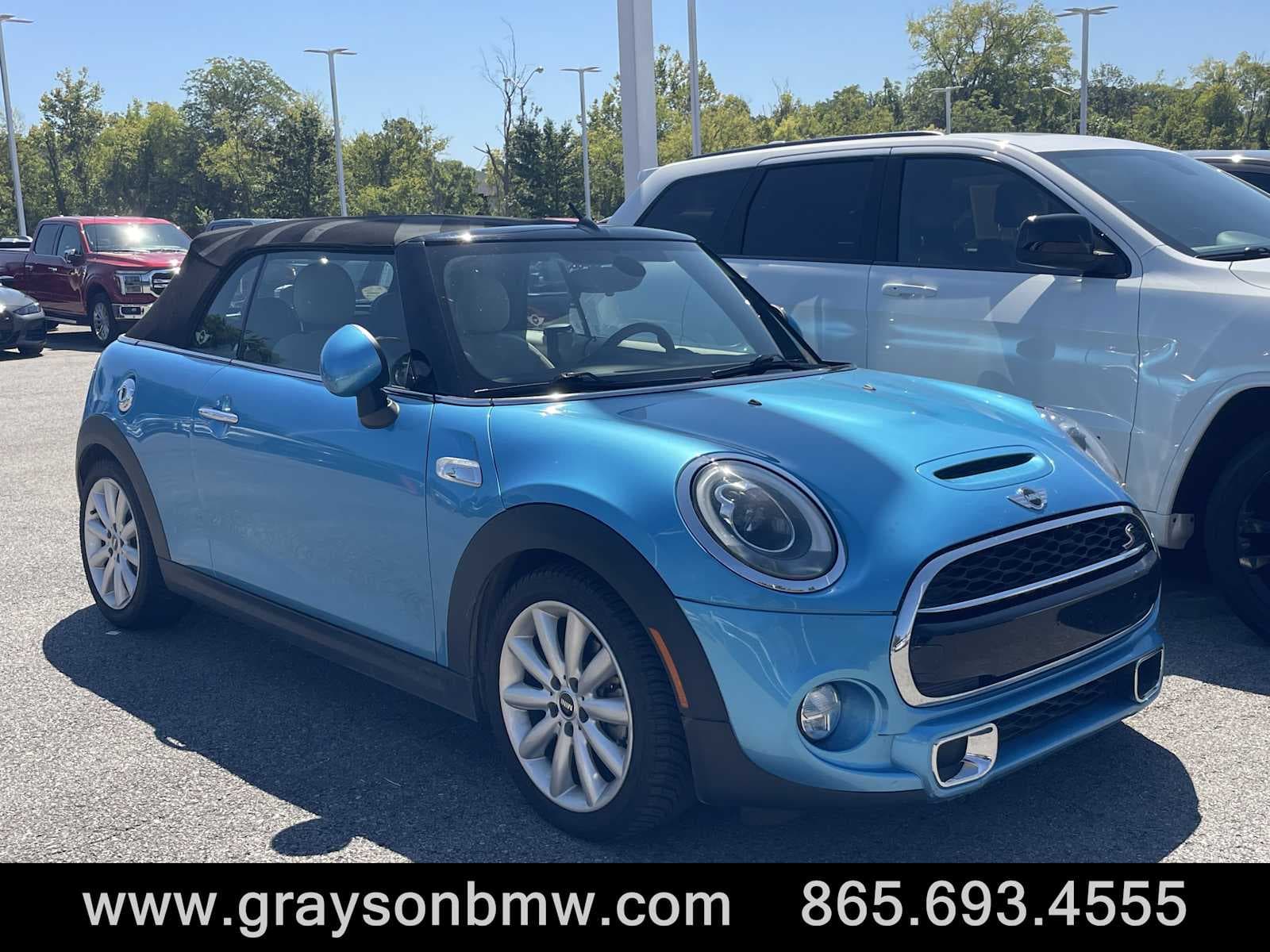 2016 Mini Convertible S — photo 1 of 12