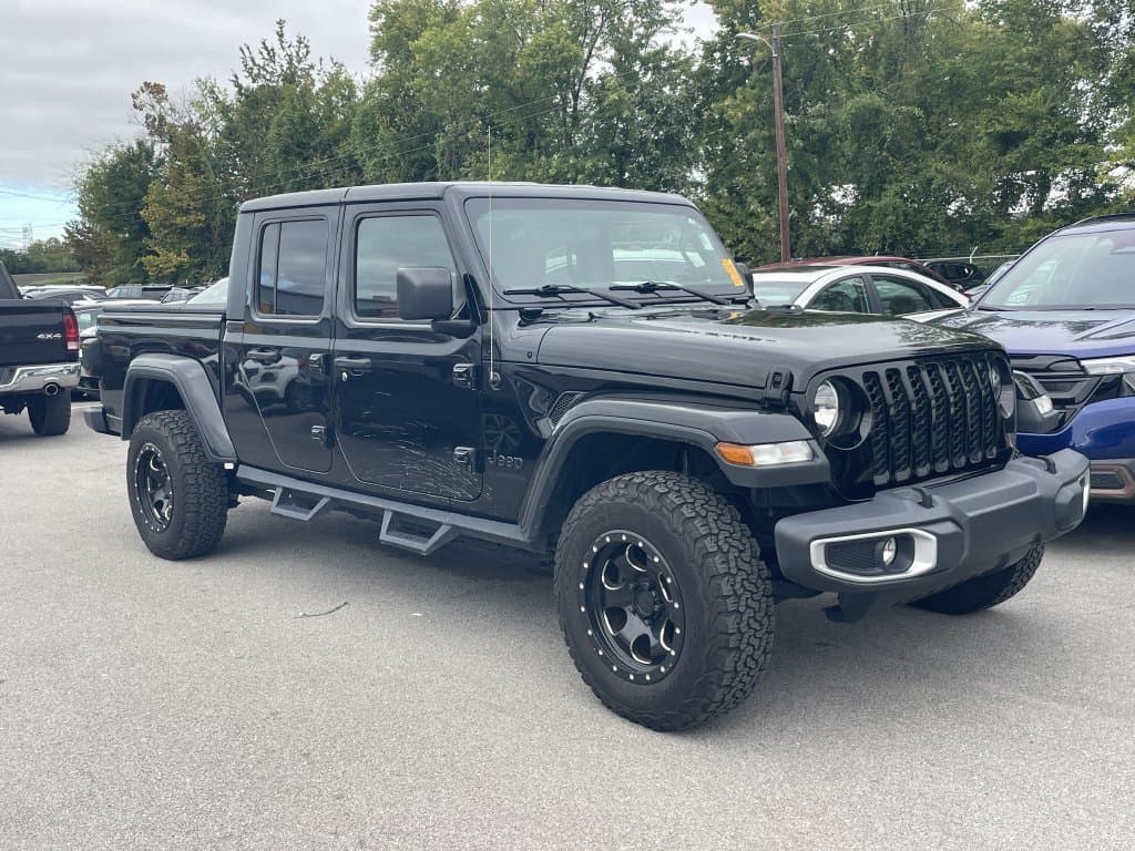 2020 Jeep Gladiator Sport — photo 1 of 12