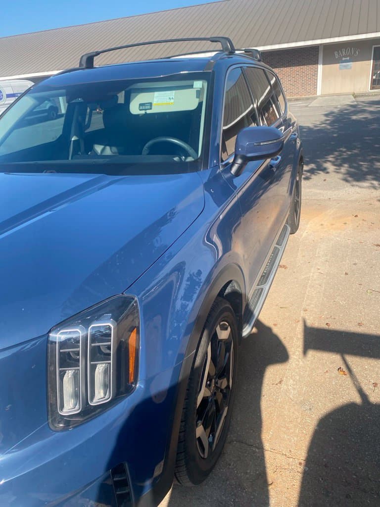 2024 Kia Telluride S — photo 1 of 5