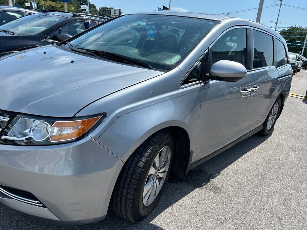 2016 Honda Odyssey EX-L — photo 1 of 6