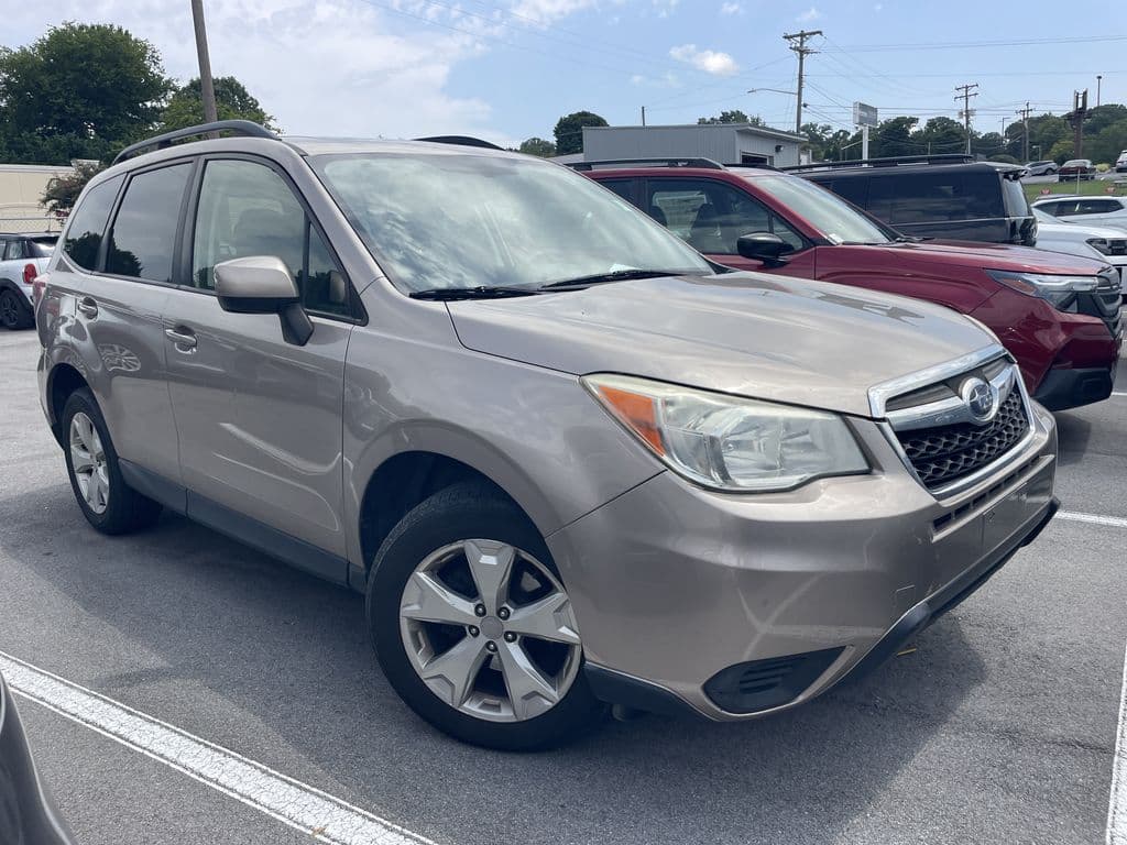 2014 Subaru Forester 2.5i Premium — photo 1 of 11